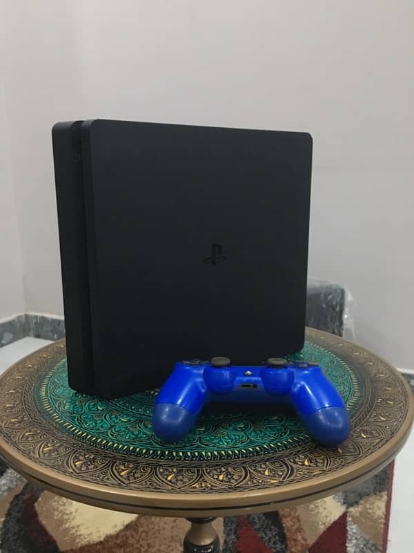 PS4 Slim 500GB with Original Box 0