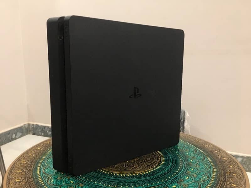 PS4 Slim 500GB with Original Box 3