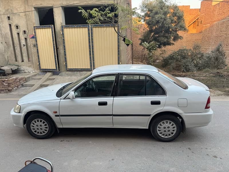 Honda City 2003 bumper to bumper total genuine up for sell 3