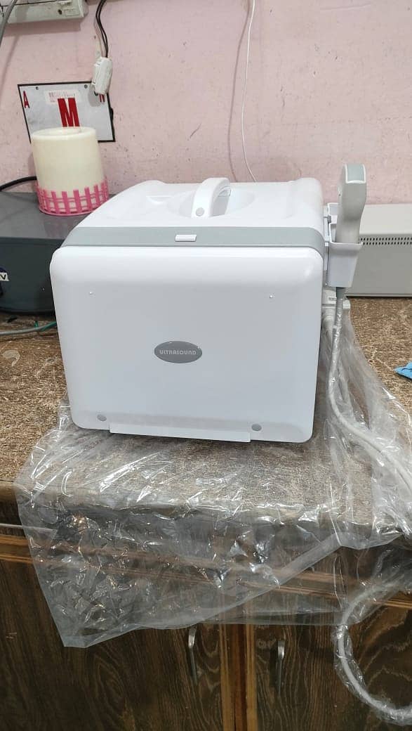 Brand new Ultrasound machine Chinese (with or without battery backup) 4