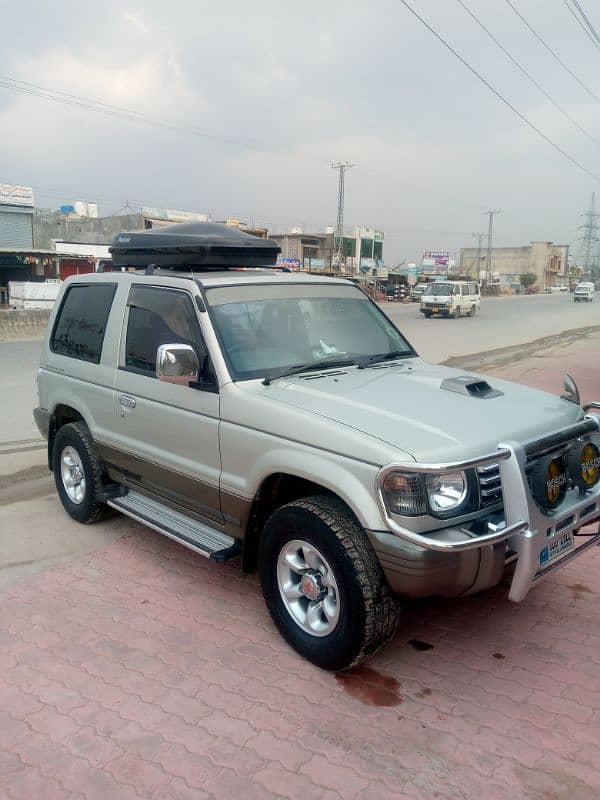 Mitsubishi Pajero 1994 3