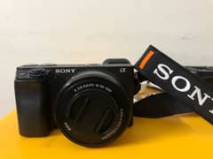 URGENT SELL!! Sony A6400 almost new condition with 16-50mm lens