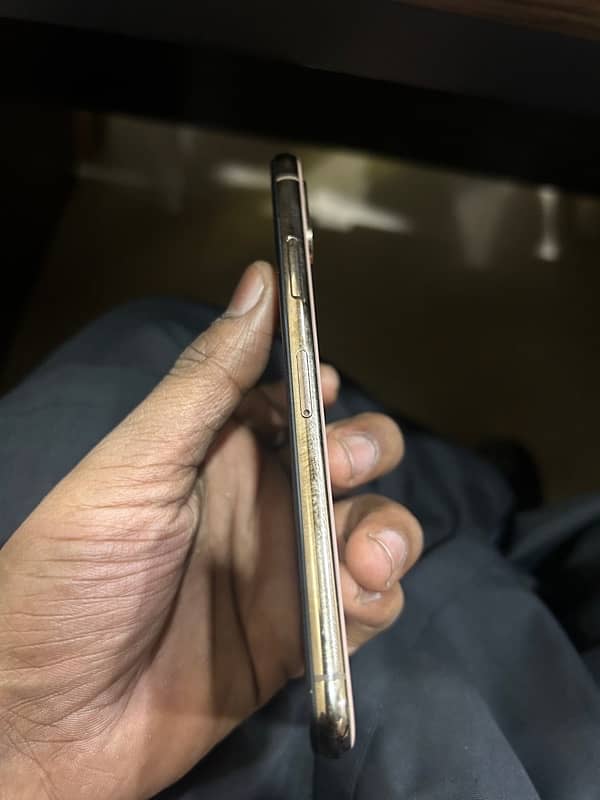 IPHONE XS NON PTA FU 3