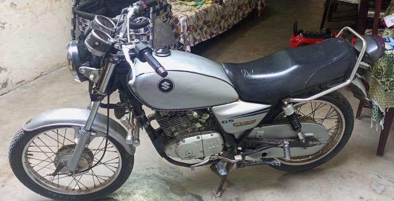 SUZUKI GS-150 0