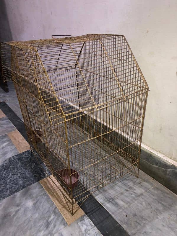 2 different size cages for sale 4