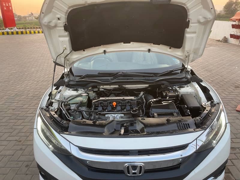 Honda Civic Oriel 2019 6