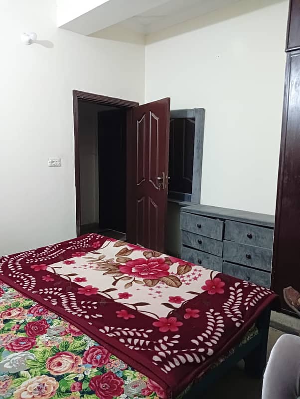 Monthly basis 1bed studio apartment available 0