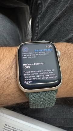 Apple Watch Series 8 Starlight Aluminium 45 MM