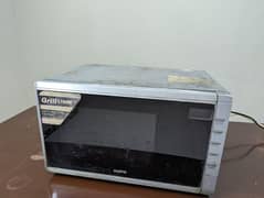 microwave oven for sale (not in working condition)