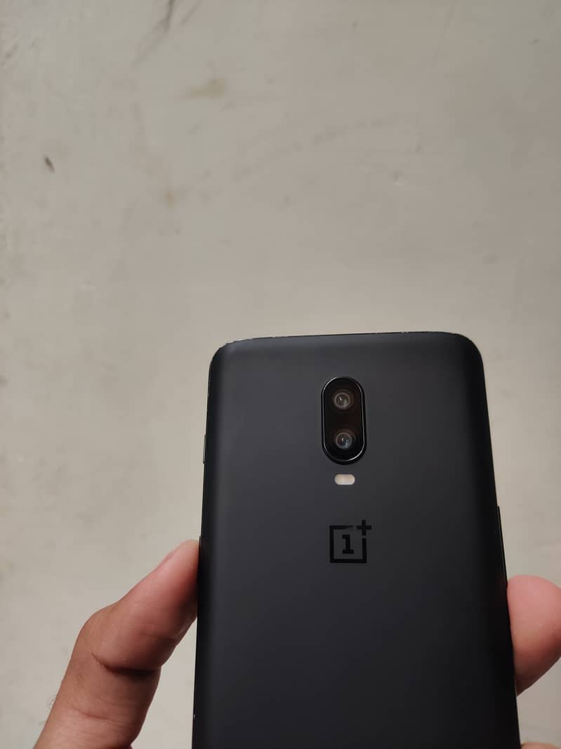 One plus 6t 4