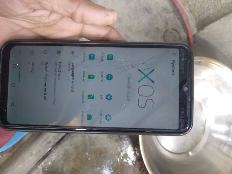 Infinix Hit 8 1