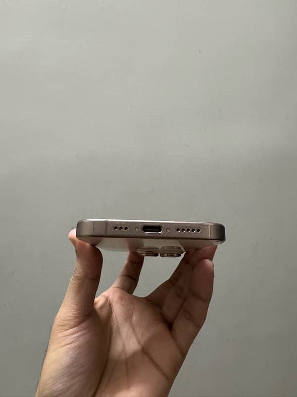 iphone 16 pro 128gb with box 7