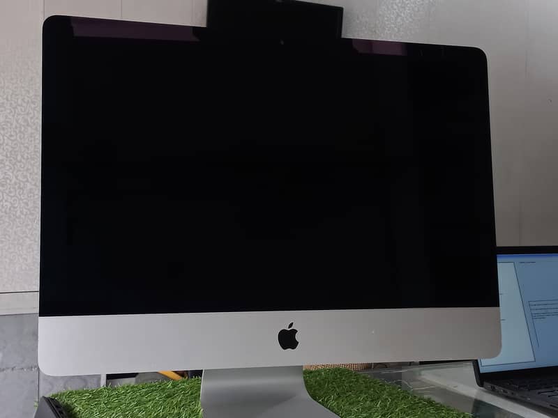 iMac 2013 Core i7 3.1 Ghz 16gb ram 1Gb Nvidia Card with ok glas panel 5