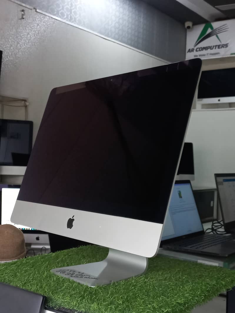 iMac 2013 Core i7 3.1 Ghz 16gb ram 1Gb Nvidia Card with ok glas panel 0