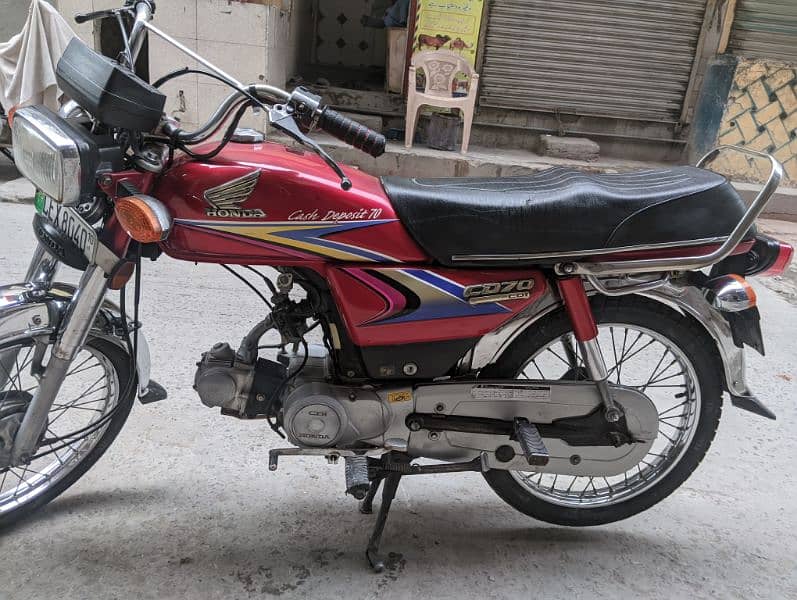 Honda CD 70 2010 Model 8