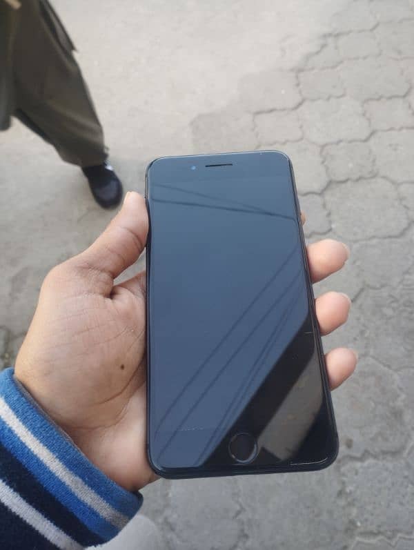 iPhone 8 plus        64GB        10/9 Condition 0