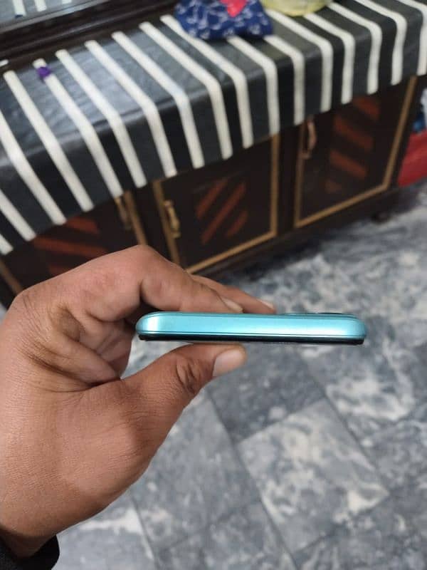 Infinix Hot20i 4+3 Ram 64 gb 1