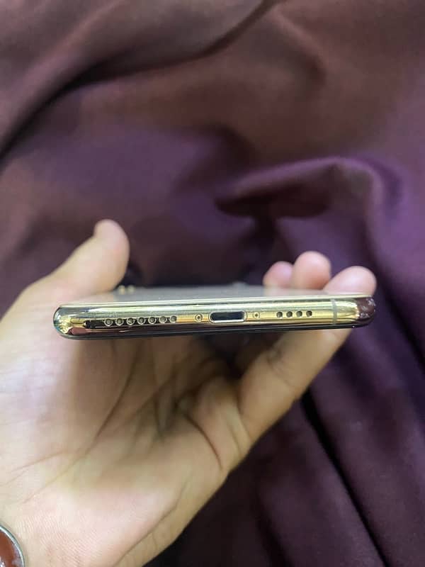 Xsmax 256 GB NON PTA GOLD 6