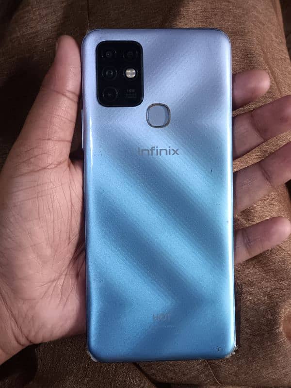 Infinix hot 10 4/128 1