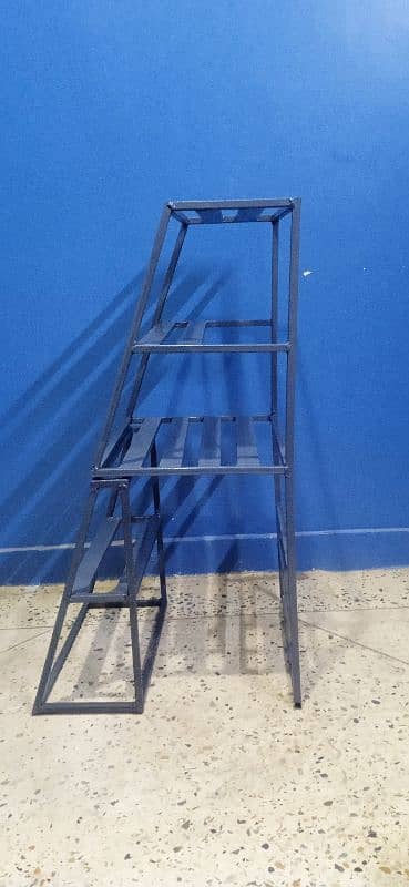 2 in 1 transformable chair/ladder 7