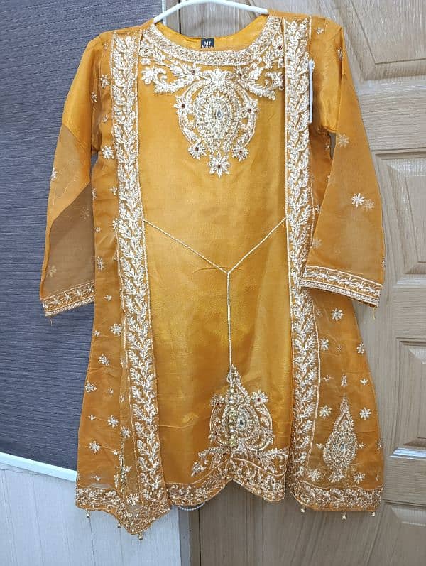 BRAND NEW MUSTARD OUTFIT WITH TRENDING SHARARA PANTS 0