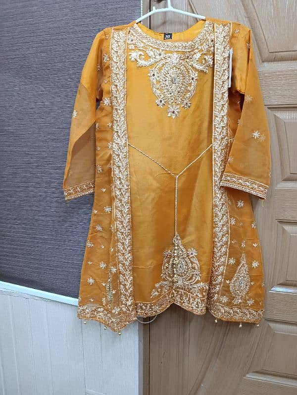 BRAND NEW MUSTARD OUTFIT WITH TRENDING SHARARA PANTS 3