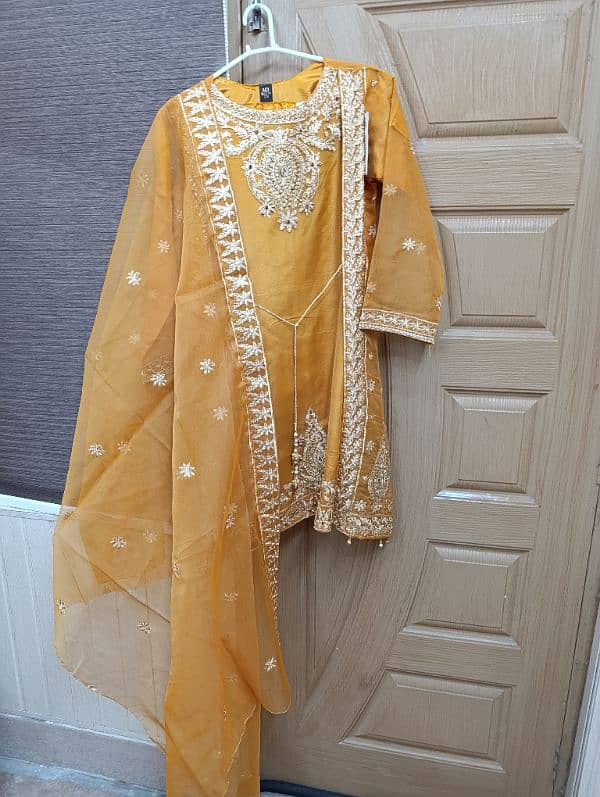 BRAND NEW MUSTARD OUTFIT WITH TRENDING SHARARA PANTS 5