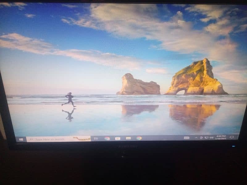 Dell monitor S22D300 0