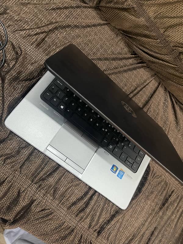 HP LAPTOP 5