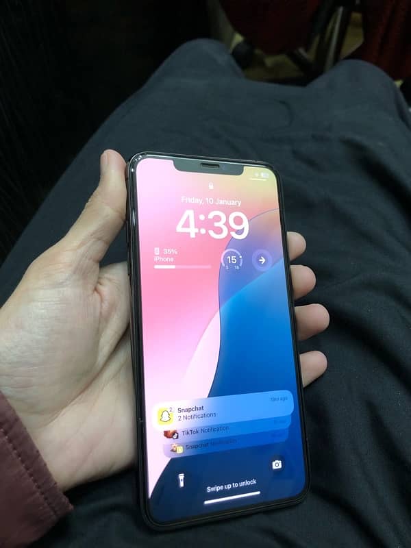 Iphone 11 pro max 2