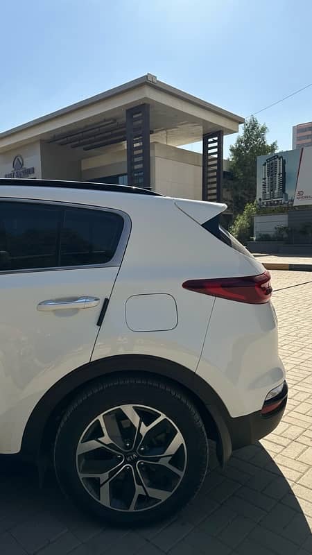 KIA Sportage 2021 FWD 8