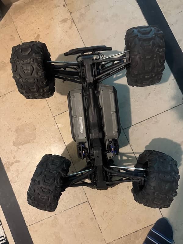 Traxxas Summit 1/10 9