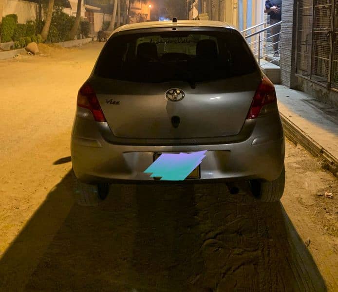 Toyota Vitz 2010 3