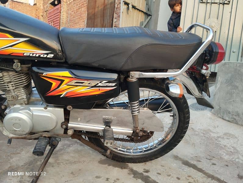 Honda 125 black edition.    03143130553 6