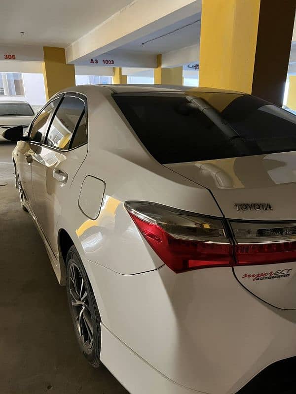 Toyota Corolla Altis 2018 1