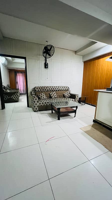 One bedroom furnished apartments available for rent 4