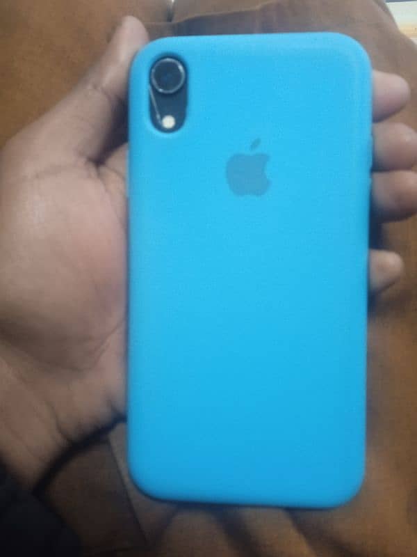 iphone xr 1