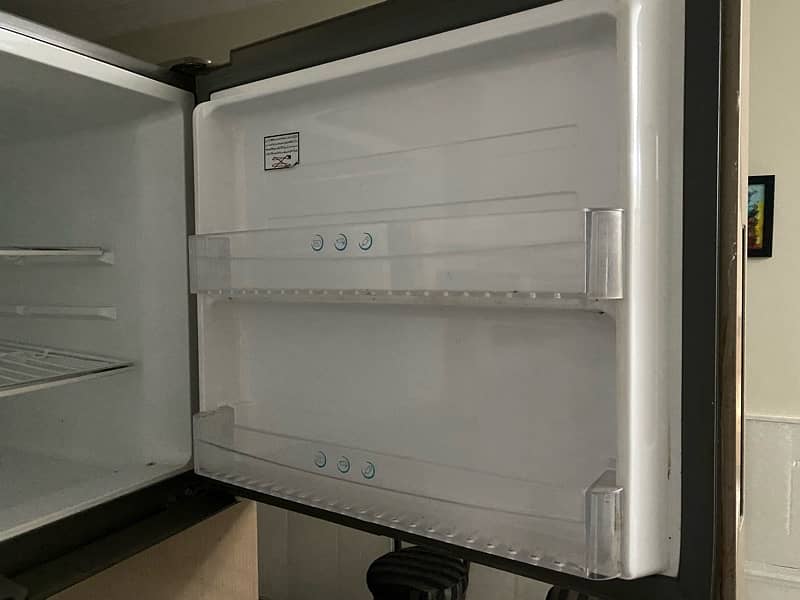 haier golden refrigerator in excellent condition 1