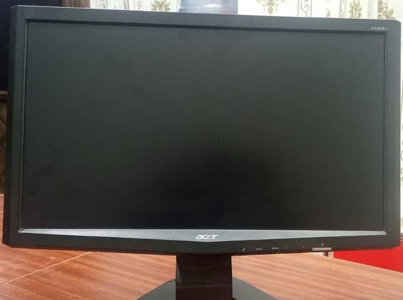 LCD ACER 19" 0