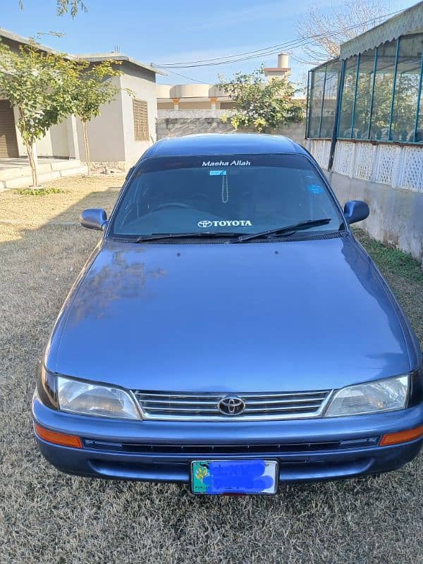 Toyota Corolla XE 2001 1