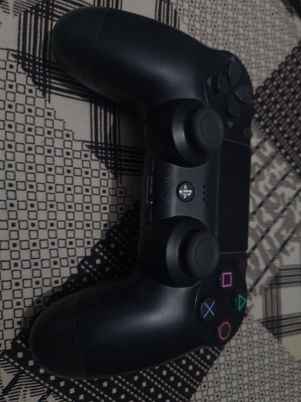 PS4 Controller 0