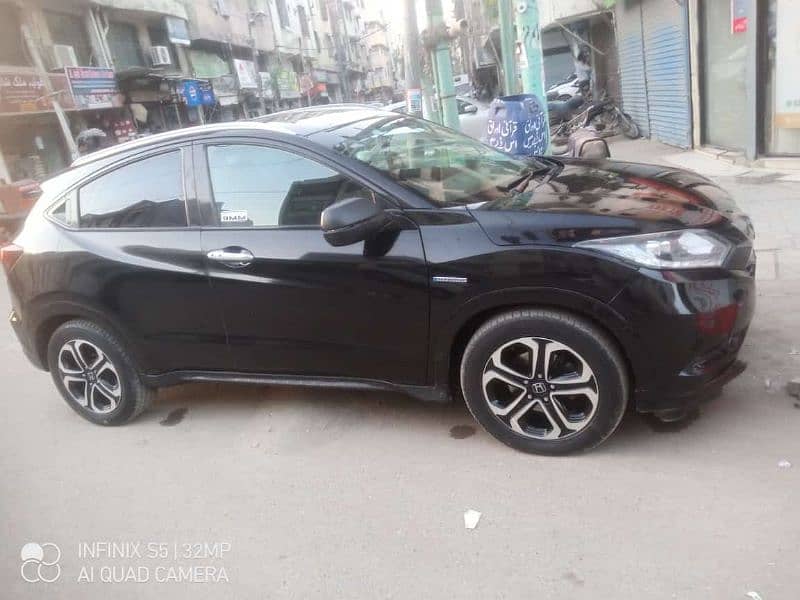 Honda Vezel 2015 3