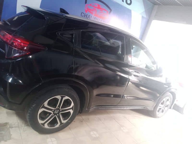 Honda Vezel 2015 6