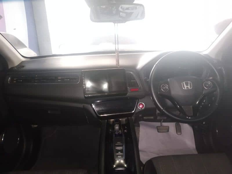 Honda Vezel 2015 9