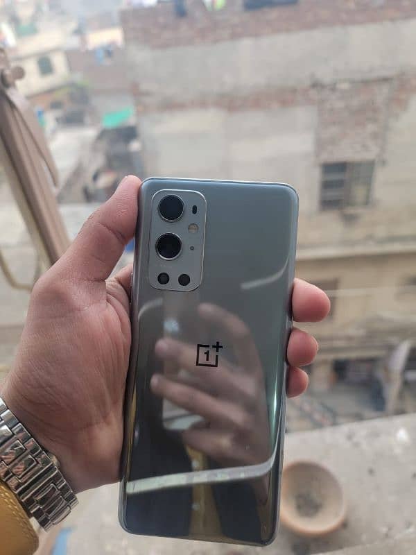 Oneplus 9 pro 8/128 With Charger 3