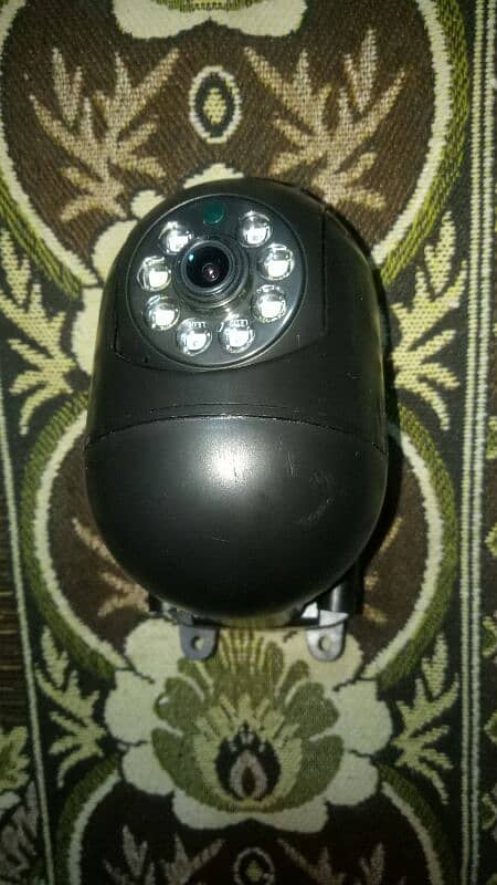 I am selling digital camera 3