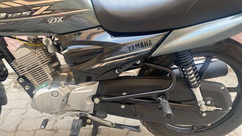 Yamaha YB125-DX for sale on urgent bases 9.7/10 condition 11