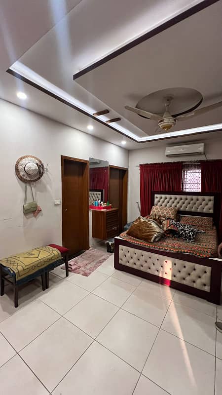 4 BHK Fully Furnished Apartment For Sale In Askari Towers 4