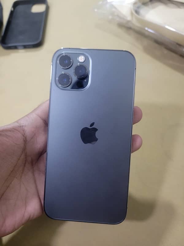 iPhone 12pro 0