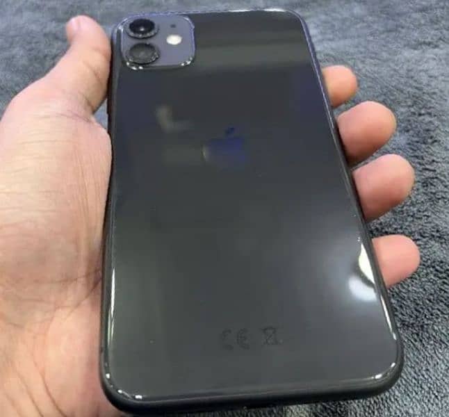 Iphone 11 64gb factory unlocke in apple warranty 2